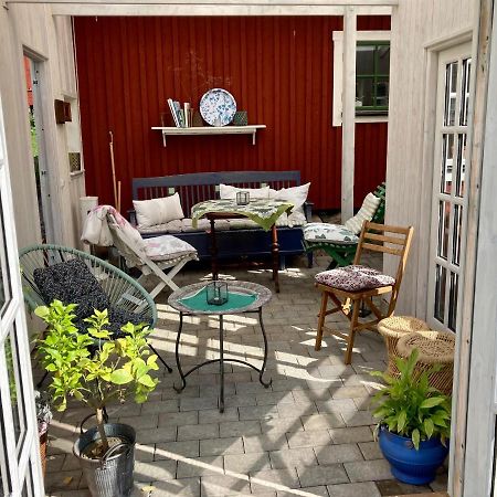 Bed and Breakfast Sjoebacken Gard Lerdala Екстер'єр фото