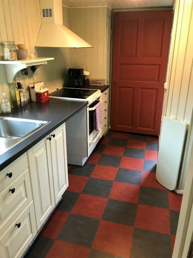 Bed and Breakfast Sjoebacken Gard Lerdala Екстер'єр фото