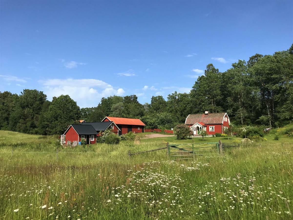 Bed and Breakfast Sjoebacken Gard Lerdala Екстер'єр фото